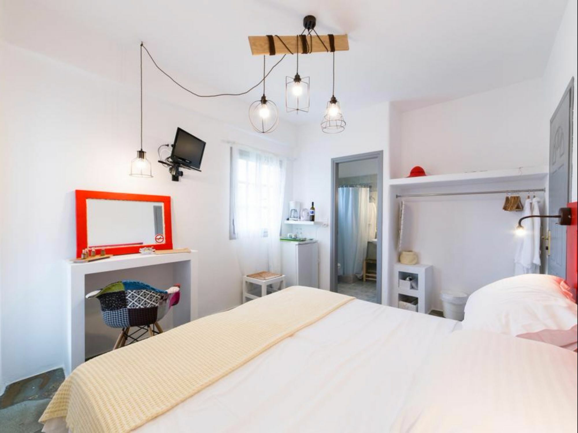 Evi Rooms Alikí エクステリア 写真